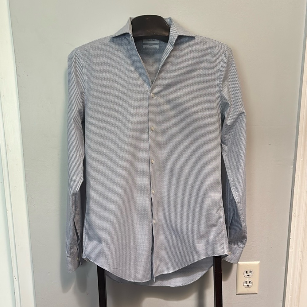 Tommy Hilfiger Slim Fit- no iron  Button Down Shirt